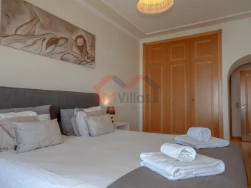 Apartamento T4 para Venda em Quarteira