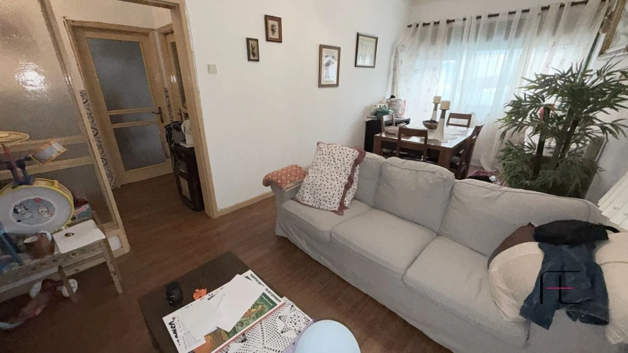 Apartamento T4 para Venda em Campanhã Foto 7