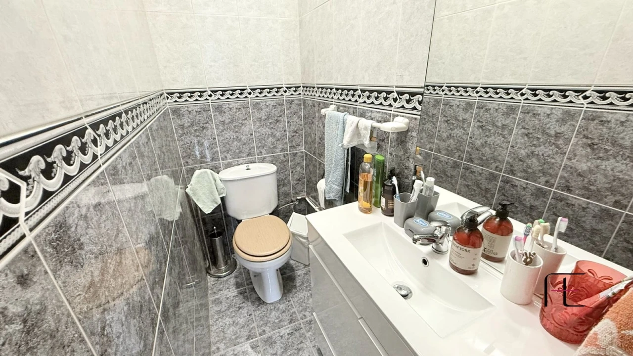 Apartamento T4 para Venda em Campanhã Foto 13