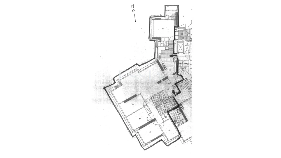 Apartamento T5 para Arrendamento em Ramalde Planta 1