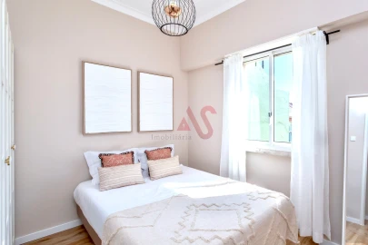 Apartamento T1 para Venda em Marvila