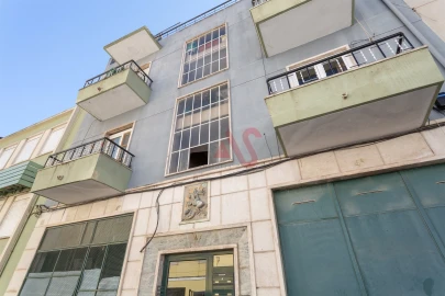 Apartamento T1 para Venda em Marvila