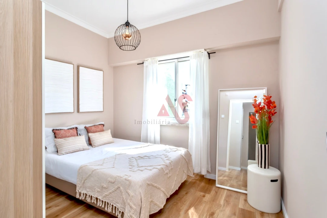 Apartamento T1 para Venda em Marvila Foto 1
