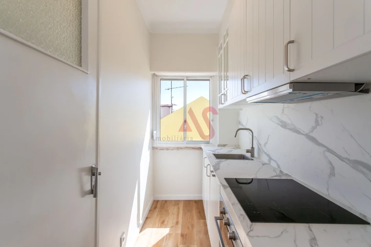 Apartamento T1 para Venda em Marvila Foto 10