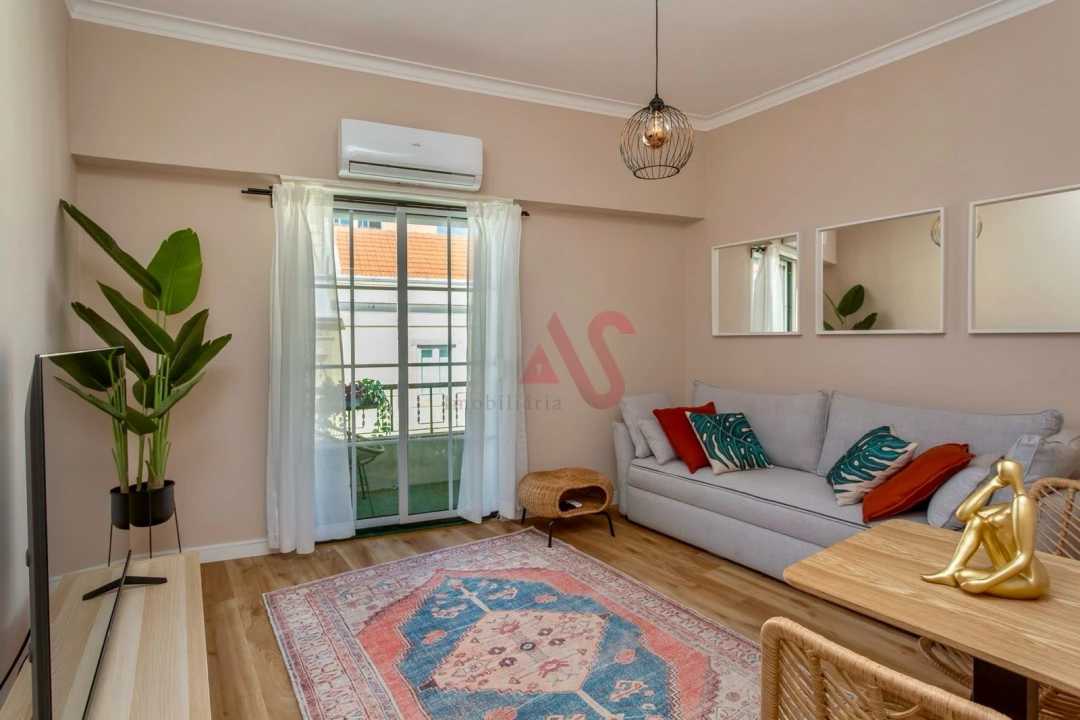 Apartamento T1 para Venda em Marvila Foto 1