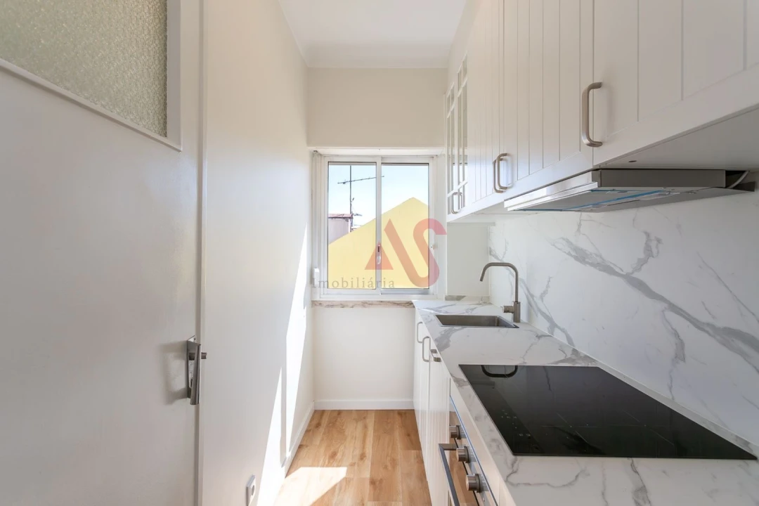 Apartamento T1 para Venda em Marvila Foto 10