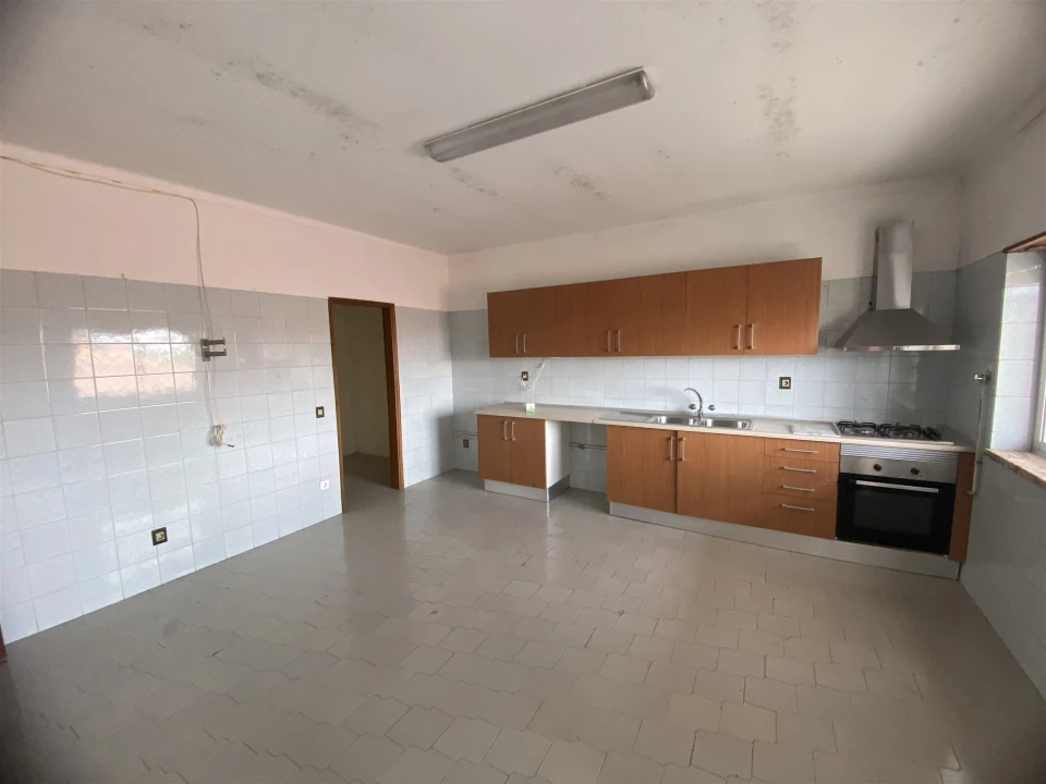 Apartamento T3 para Venda em São Martinho do Bispo e Ribeira de Frades Foto 2