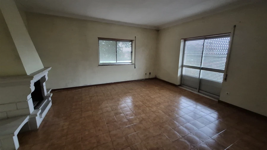 Apartamento T3 para Venda em São Martinho do Bispo e Ribeira de Frades Foto 3
