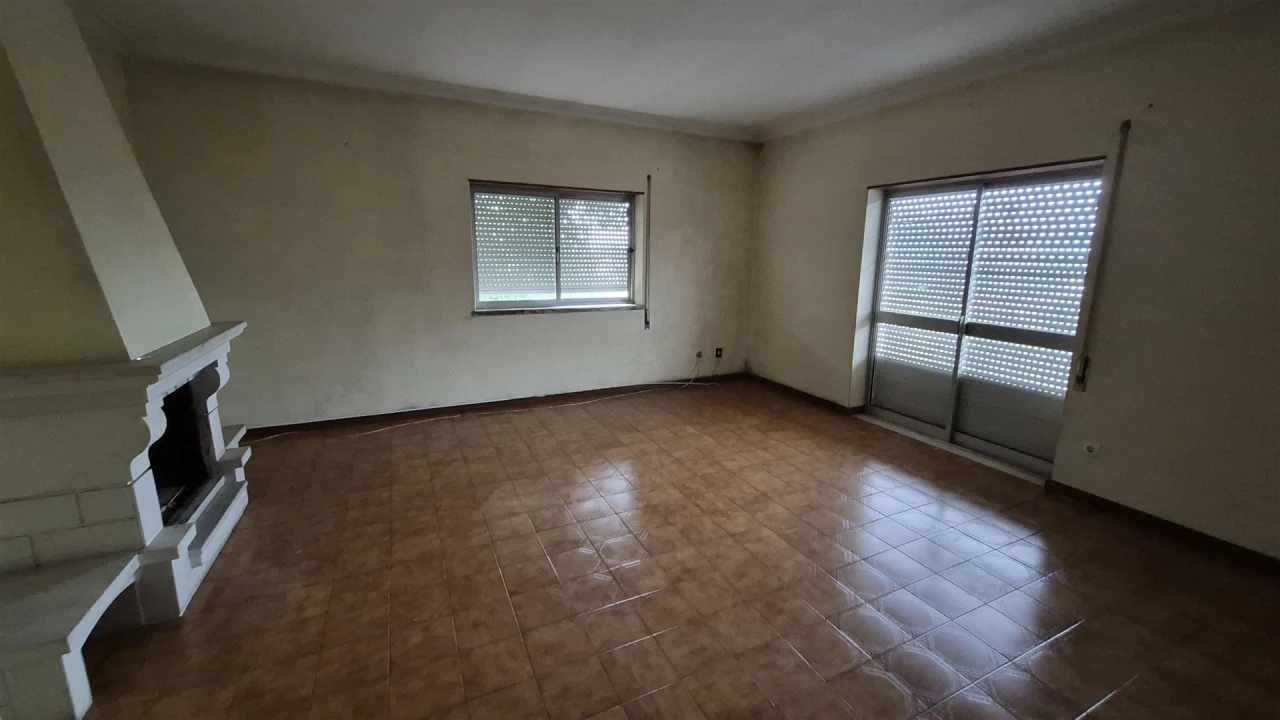 Apartamento T3 para Venda em São Martinho do Bispo e Ribeira de Frades Foto 3