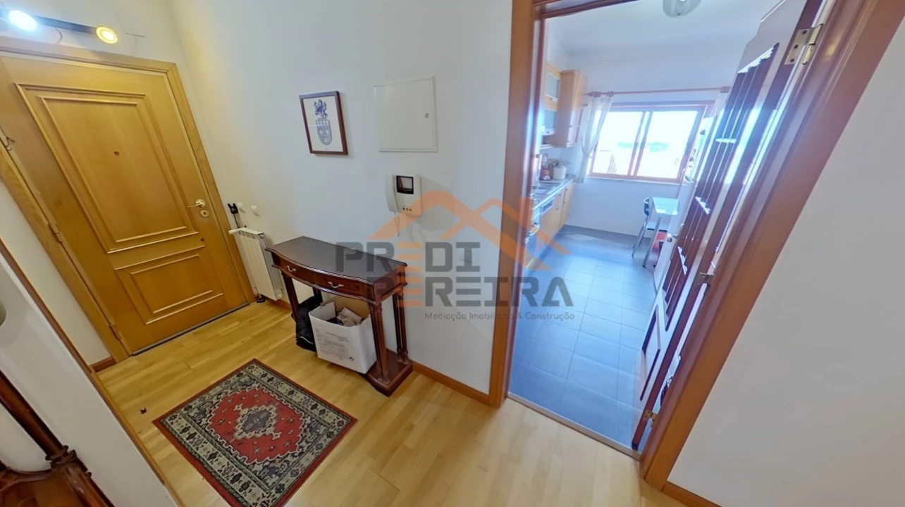 Apartamento T3 para Venda em Ramada e Caneças Foto 7