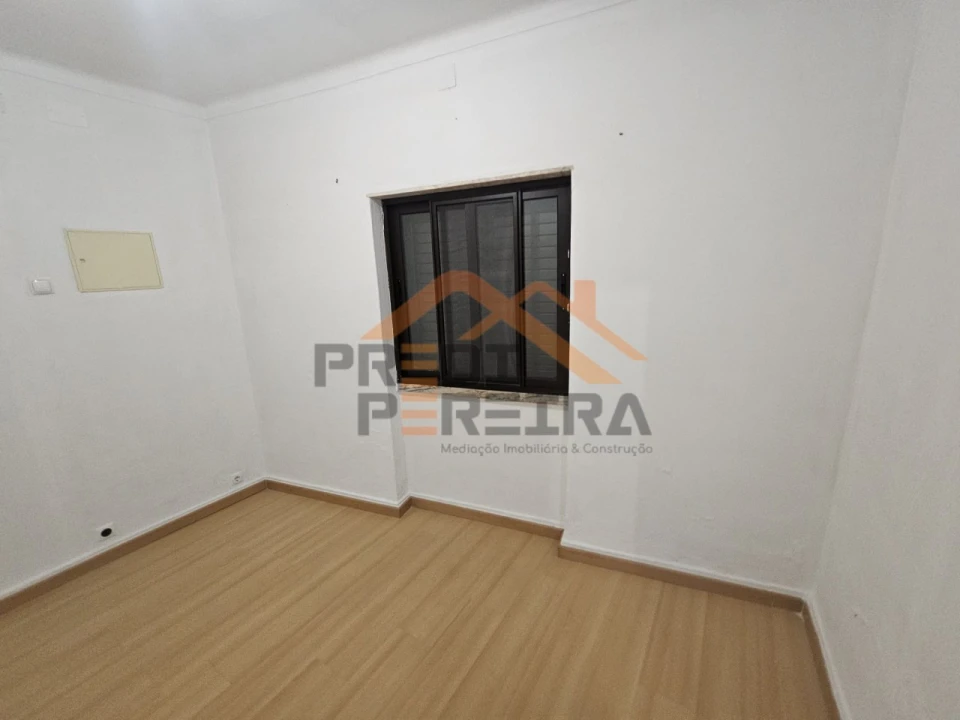 Moradia T3 para Venda em Bombarral e Vale Covo Foto 15
