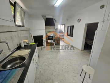 Moradia T3 para Venda em Bombarral e Vale Covo
