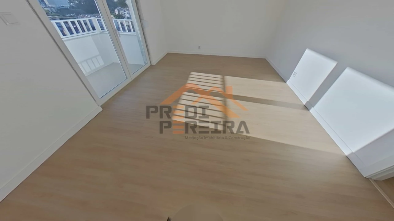 Apartamento T3 para Venda em Odivelas Foto 16