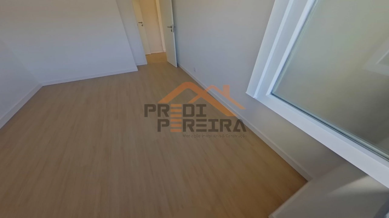 Apartamento T3 para Venda em Odivelas Foto 28