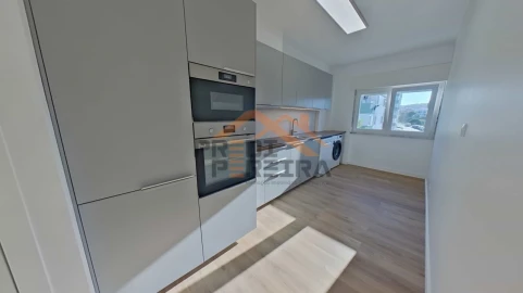 Apartamento T3 para Venda em Odivelas