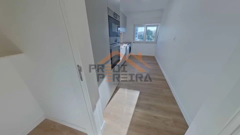 Apartamento T3 para Venda em Odivelas