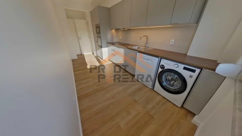 Apartamento T3 para Venda em Odivelas