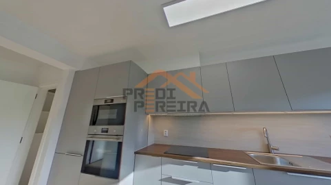 Apartamento T3 para Venda em Odivelas