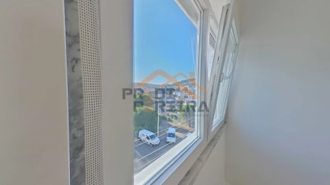 Apartamento T3 para Venda em Odivelas