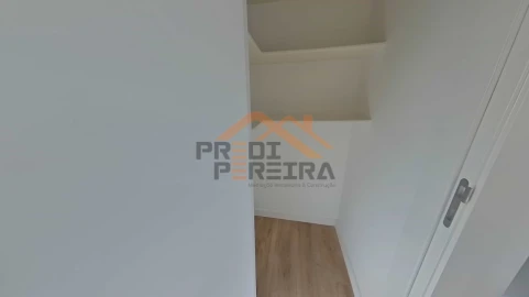 Apartamento T3 para Venda em Odivelas