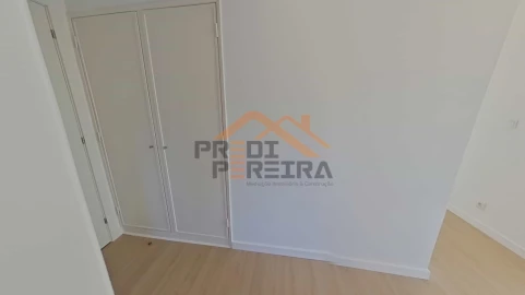 Apartamento T3 para Venda em Odivelas