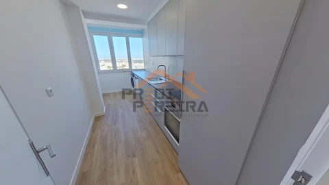Apartamento T2 para Venda em Odivelas
