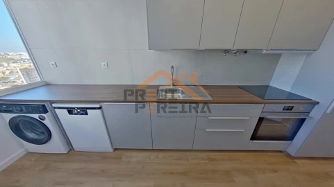 Apartamento T2 para Venda em Odivelas