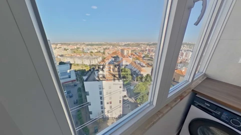 Apartamento T2 para Venda em Odivelas