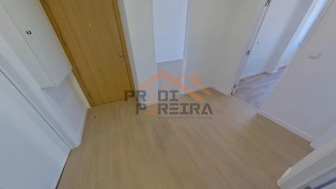 Apartamento T2 para Venda em Odivelas