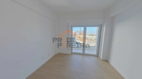 Apartamento T2 para Venda em Odivelas