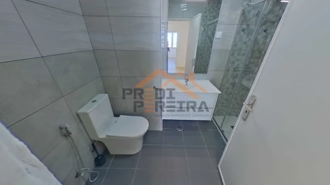 Apartamento T2 para Venda em Odivelas