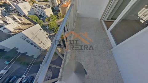 Apartamento T2 para Venda em Odivelas