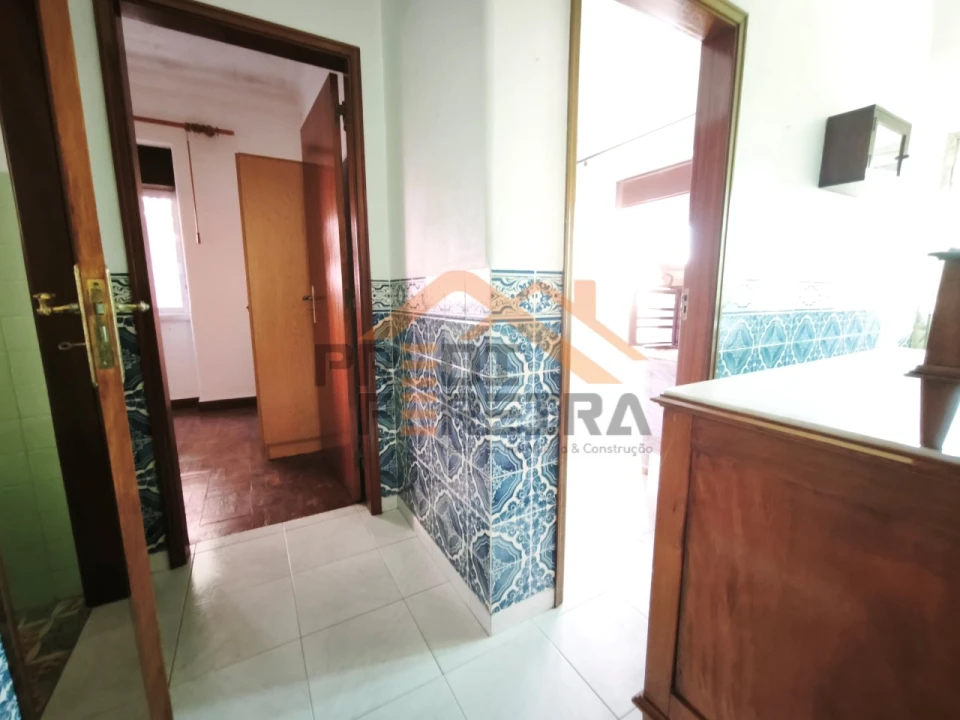 Moradia T3 para Venda em Loures Foto 3