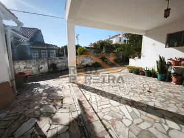 Moradia T3 para Venda em Loures