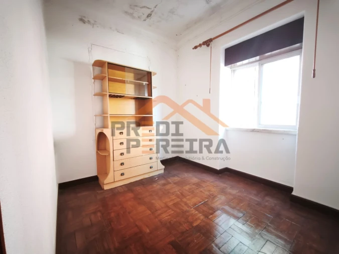 Moradia T3 para Venda em Loures Foto 5