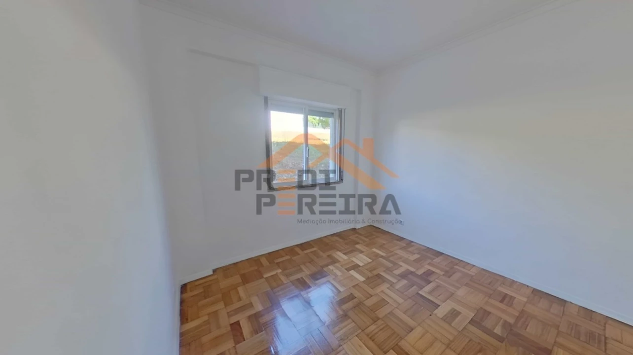 Apartamento T2 para Venda em Póvoa de Santa Iria e Forte da Casa Foto 10