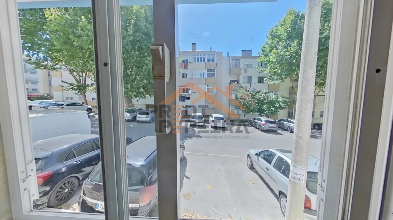 Apartamento T2 para Venda em Póvoa de Santa Iria e Forte da Casa Foto 20