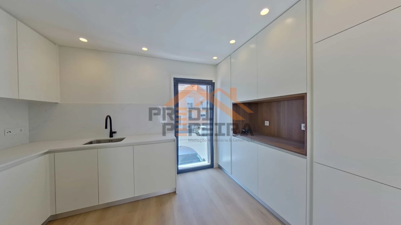 Apartamento T2 para Venda em Enxara do Bispo, Gradil e Vila Franca do Rosário Foto 5