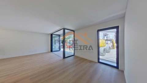 Apartamento T2 para Venda em Enxara do Bispo, Gradil e Vila Franca do Rosário