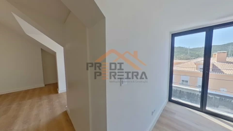 Apartamento T2 para Venda em Enxara do Bispo, Gradil e Vila Franca do Rosário