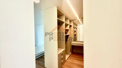 Apartamento T2 para Venda em Enxara do Bispo, Gradil e Vila Franca do Rosário