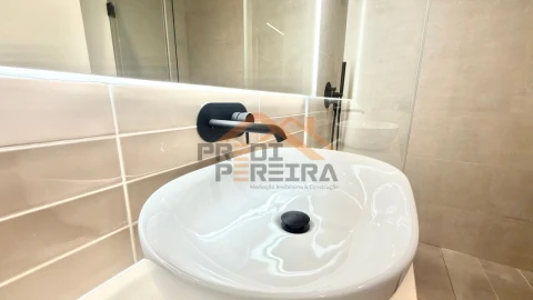Apartamento T2 para Venda em Enxara do Bispo, Gradil e Vila Franca do Rosário