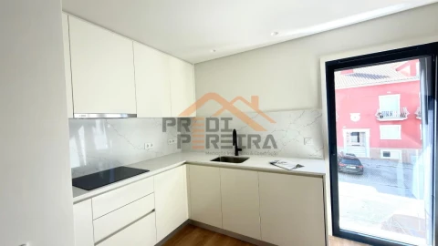 Apartamento T2 para Venda em Enxara do Bispo, Gradil e Vila Franca do Rosário