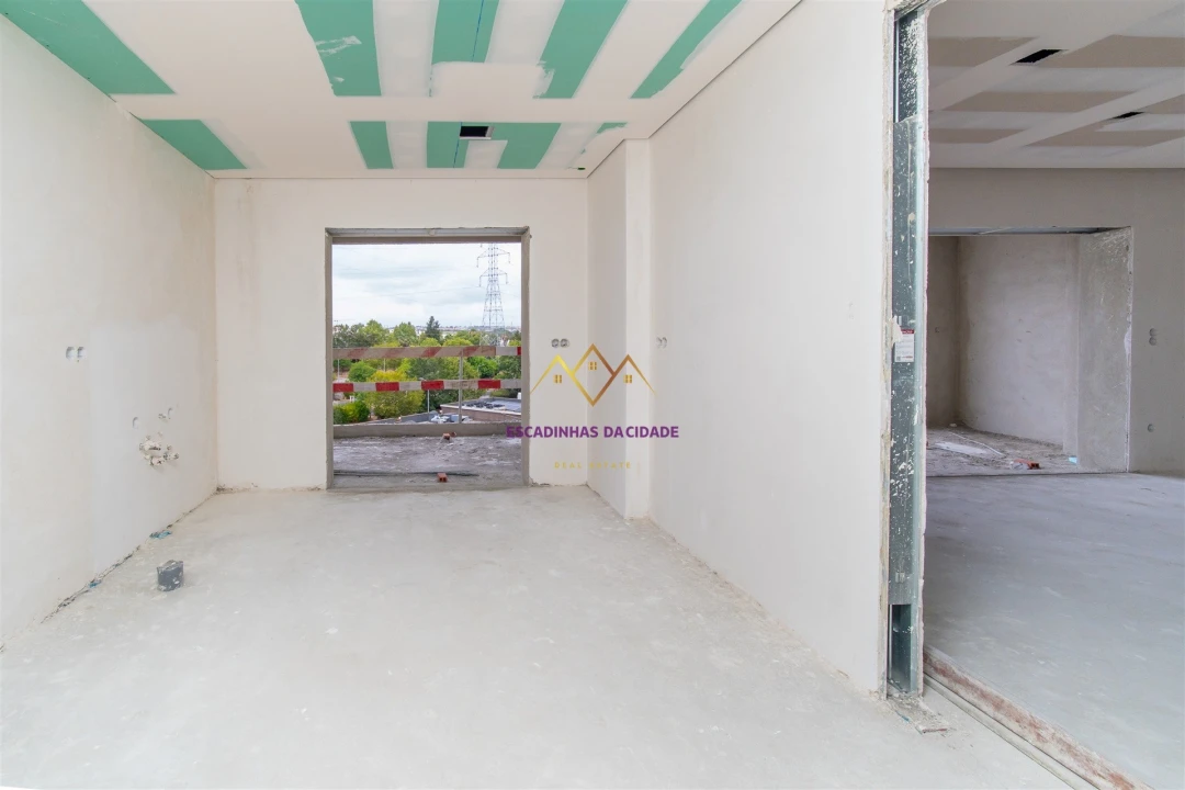 Apartamento T2 para Venda em Sacavém e Prior Velho Foto 15