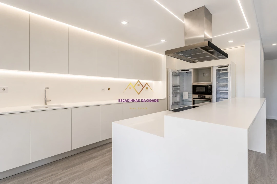 Apartamento T2 para Venda em Sacavém e Prior Velho Foto 13