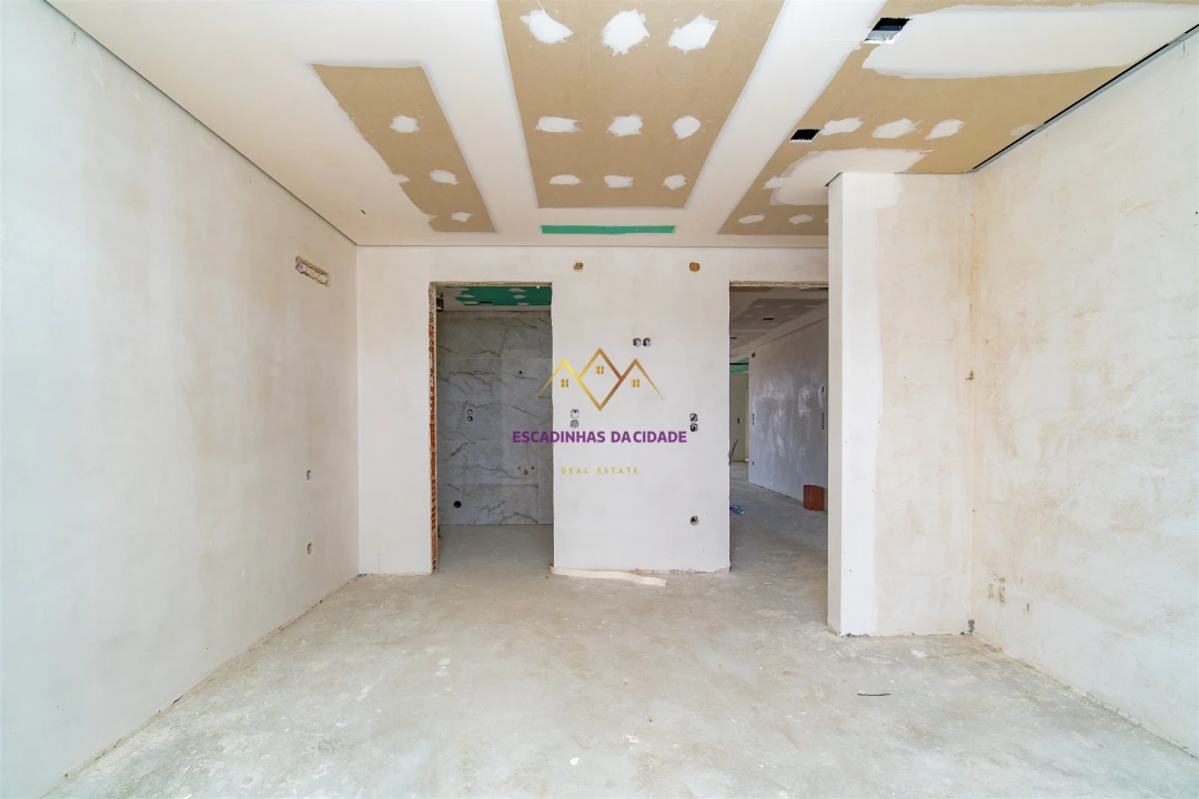 Apartamento T2 para Venda em Sacavém e Prior Velho Foto 14