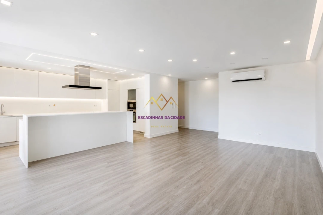 Apartamento T2 para Venda em Sacavém e Prior Velho Foto 6