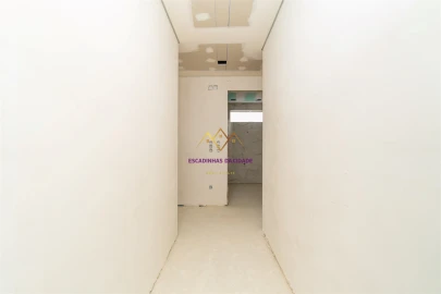 Apartamento T3 para Venda em Sacavém e Prior Velho