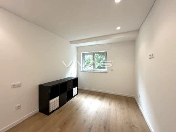Apartamento T3 para Arrendamento em Braga (Maximinos, Sé e Cividade)