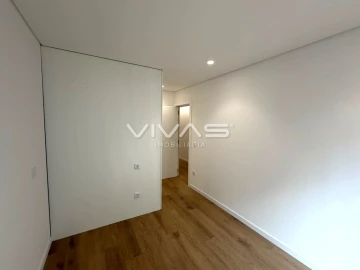 Apartamento T3 para Arrendamento em Braga (Maximinos, Sé e Cividade)